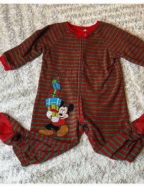 🧡2T Vintage Disney Kids Christmas/Winter One Piece Pajamas X3 Red, Blue,Green